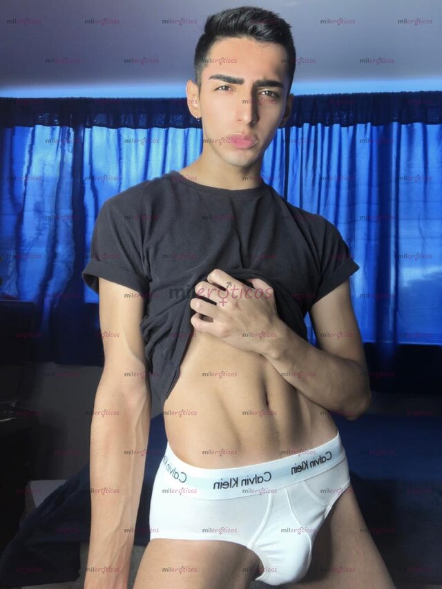 FOTOS DE TWINK VERGON, FLACO Y DESNALGADO LISTO PARA BOTAR LECHE