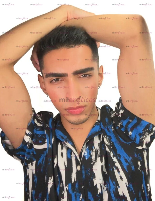 FOTOS DE TWINK VERGON, FLACO Y DESNALGADO LISTO PARA BOTAR LECHE