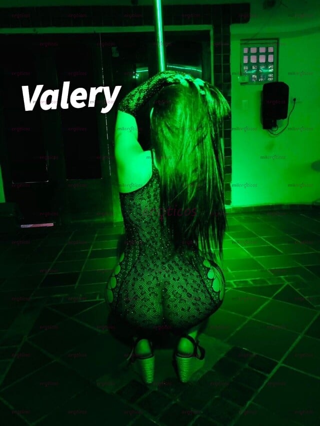 FOTOS DE VALERY HERMOSA CHICA DE CUERPO NATURAL GARGANTA PROFUNDA EN MILEROTICO