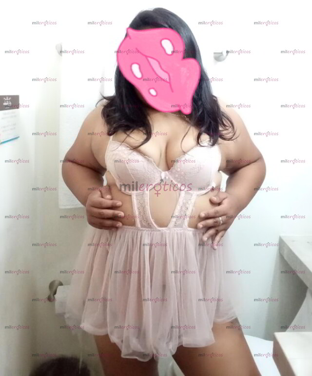 FOTOS DE ESTAS NALGAS ESTAN PIDIENDO VERGA VEN Y DESLECHATE AQUI PAPI