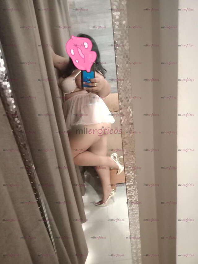 FOTOS DE ESTAS NALGAS ESTAN PIDIENDO VERGA VEN Y DESLECHATE AQUI PAPI