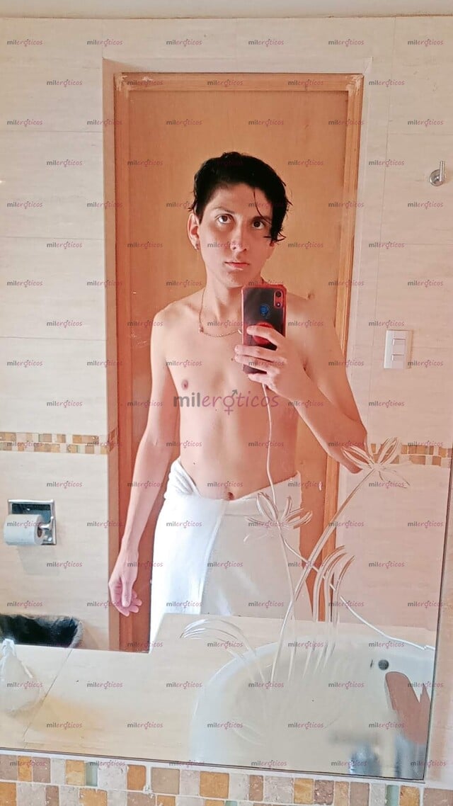 FOTOS DE SUPER PROMO CON LUGAR,CHICO TWINK DOTADO DE VISITA POR LA CIUDAD.