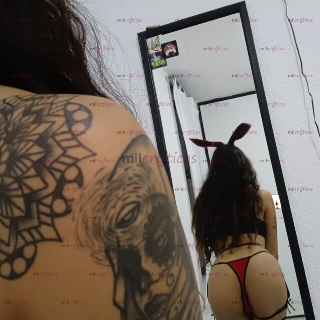 FOTOS DE ¿ME DEJAS SACARTE LA LECHITA? MOON POCO TIEMPO, CONTENIDO DISPONIBLE