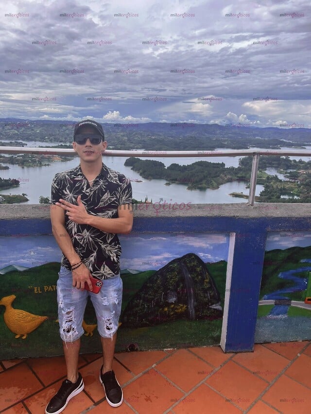 FOTOS DE DANIEL SUPER POLLON DE PASO POR LA CIUDAD