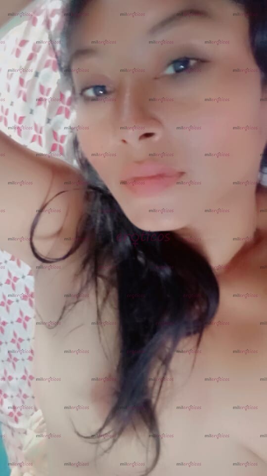 FOTOS DE LEXY BIEN PUTONA CON UNA RICA VAGINA HUMEDA Y APRETADITA