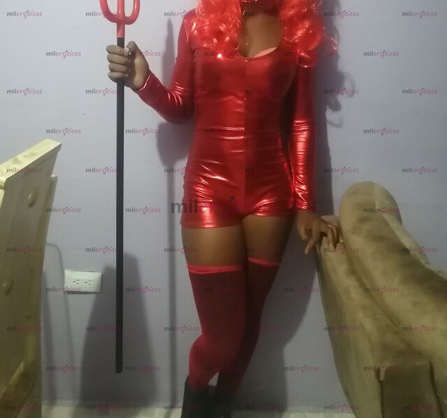 FOTOS DE DELICIOSO CHOCOLATE , CON VAGINA APRETADITA