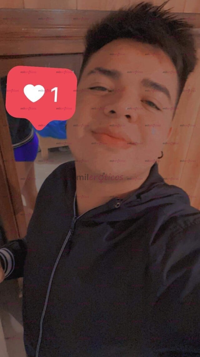 FOTOS DE CHAVITO DE REGRESO A CUMPLIRTE EN LA CAMA Y TENER UN SERVICIO VIP