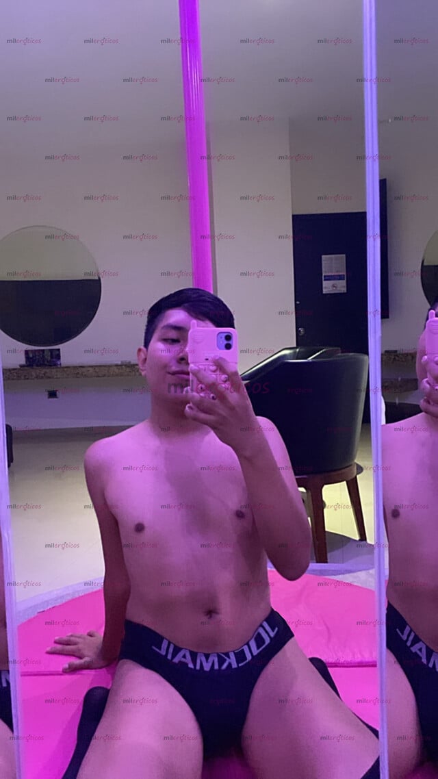 FOTOS DE PASIVO HOT SUMISO DISCRETO Y DISPONIBLE.