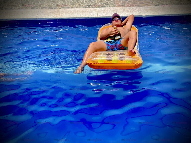 FOTOS DE EROTICO ARDIENTE COMPLACIENTE Y CARIÑOSO TODO UN CABALLERO