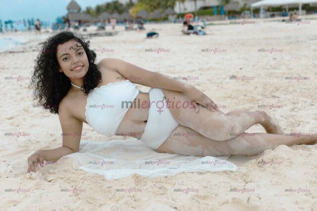 FOTOS DE JOVEN, GUAPA Y MUY CARISMÁTICA, S I M P L E M E N T E... ¡LA MEJOR COMPAÑIA!