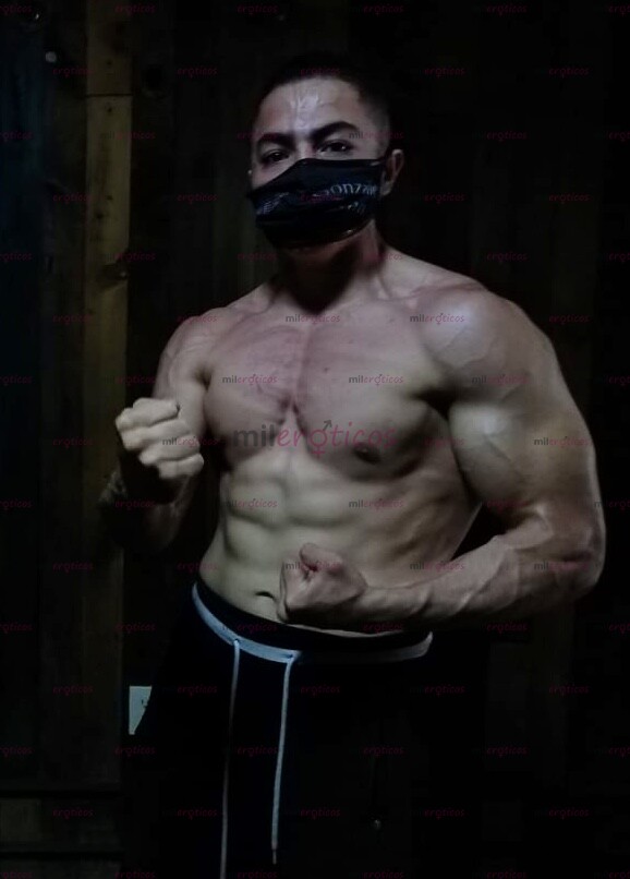 FOTOS DE JOVEN GUAPO DOTADO VERGON DE BUEN CUERPO CALIENTE PARA LLENARTE DE LECHE