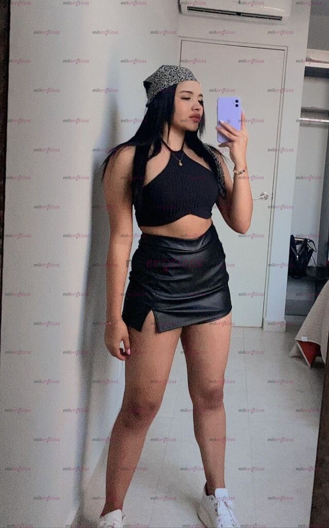 FOTOS DE HERMOSA LATINA QUE TE DELEITARA CON SUS RICOS MOVIMIENTOS