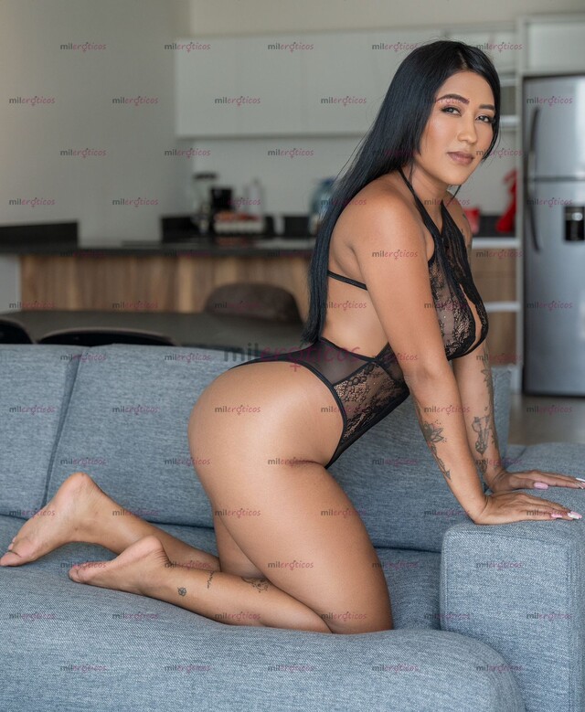 FOTOS DE DELICIOSAS TETAS NATURALES Y RICO CULO PARA HACERTE VENIR LAS VECES QUE QUIERAS