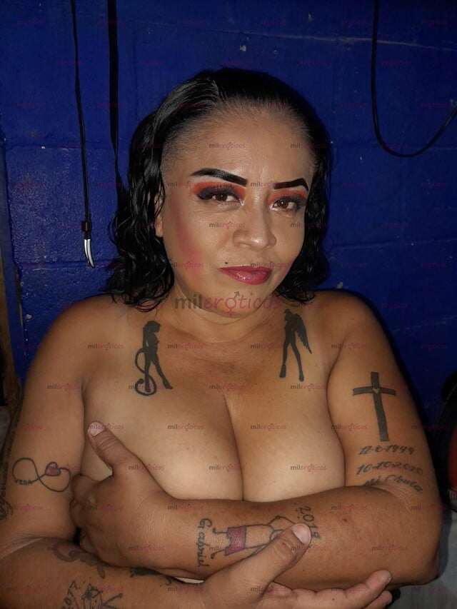 FOTOS DE ESTOI DE REGRESO DISPUESTA A COMPLACERTE MIJO MARCAME Y PASEM9SLA RICO