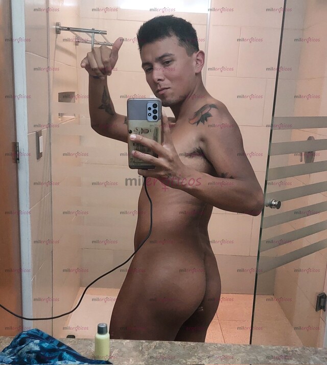 FOTOS DE TWINK ATRACTIVO CACHONDO CON GANAS DE COJER