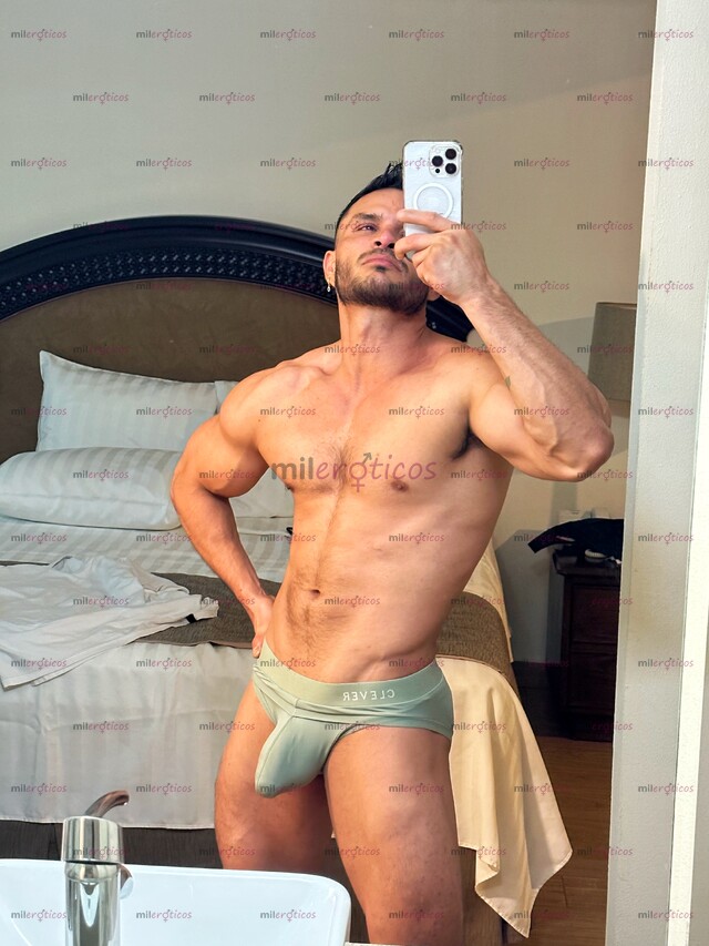 FOTOS DE EXTRANJERO DOTADO PARA DAMAS TRÍOS ORGIAS PAREJAS ETC