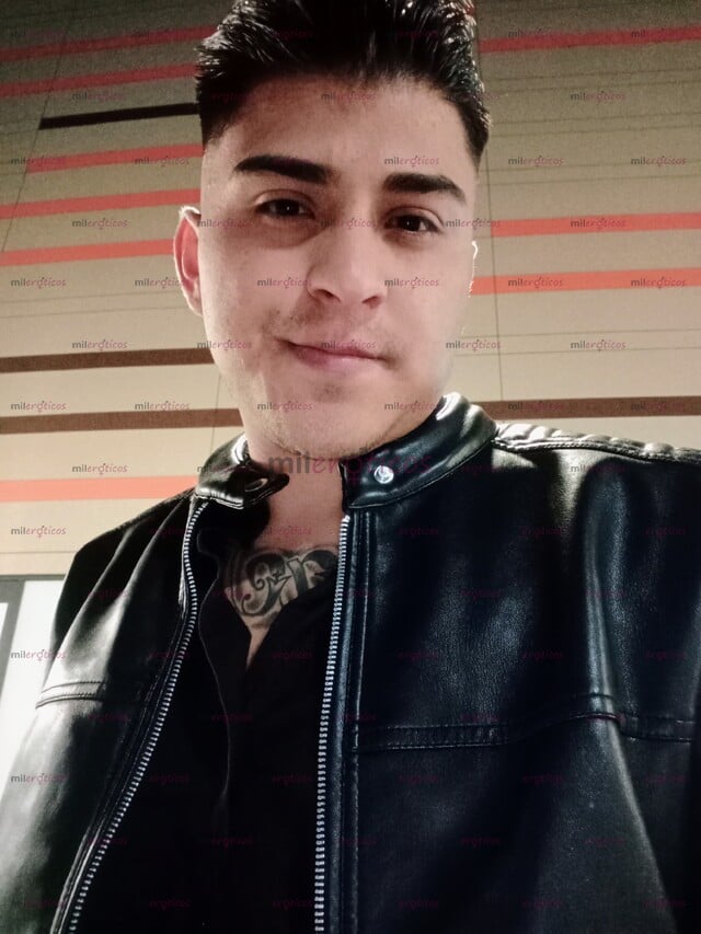 FOTOS DE CHACAL DISPUESTO A COMPLACER TODAS TUS FANTASÍAS