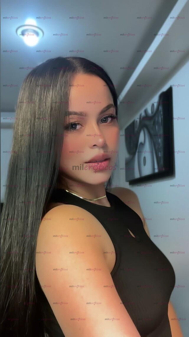 FOTOS DE JULIA UNA CHICA MUY CACHONDA Y COMPLACIENTE