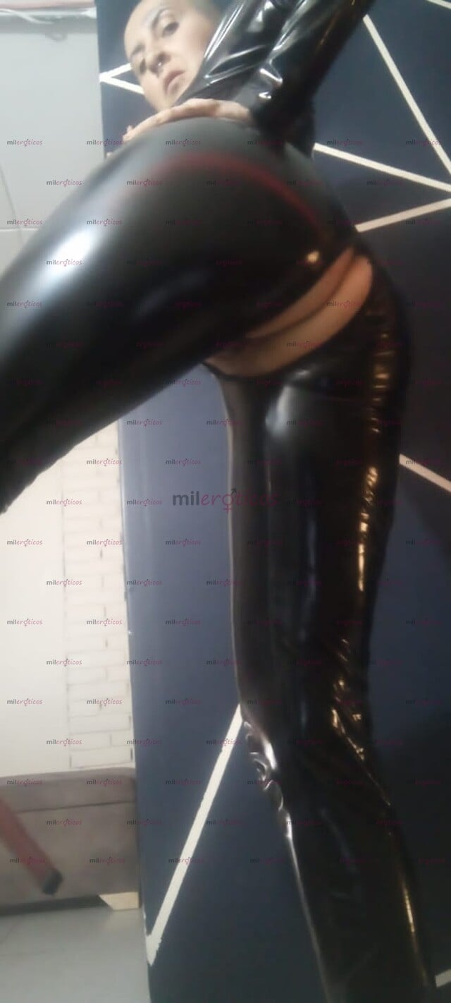 FOTOS DE DOMINACIÓN FETICHES Y FANTASÍAS VENTA DE CONTENIDO APTO PRIVADO EN GALERIAS