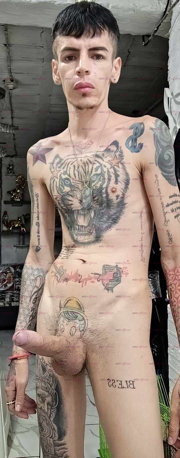 FOTOS DE BUEN DIA YO MAN DELGADO ACTIVO BLANCO TATUADO TENGO VIDEOS CASEROS RICO