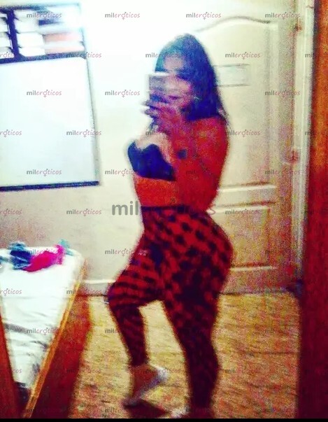 FOTOS DE HERMOSA TROSITA BIEN TRAGONA CON SITIO ME ENCANTA PARCHAR SIN AFÁN