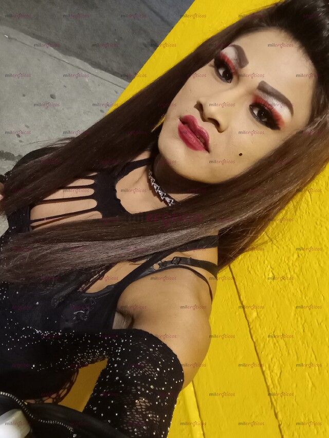 FOTOS DE NUEVAMENTE FLAQUITA INTERACTIVA ..SIEMPRE CALIENTE EXELENTE ERECION..