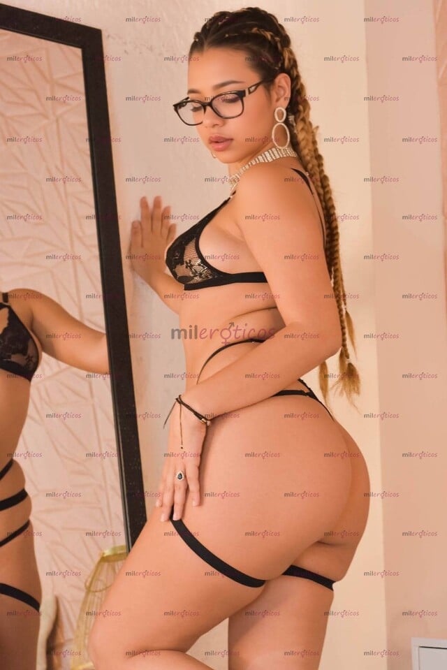 FOTOS DE CULONA CUERPO NATURAL CINTURA DELGADA, CARA BELLA DISPONIBLE 24 HORAS