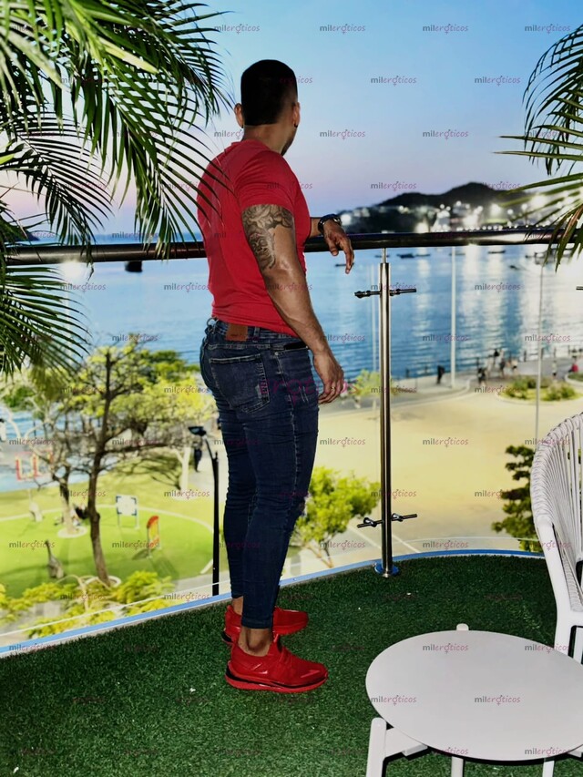 FOTOS DE AROON SCOOORT ACTIVOOOO DISCRETOOO RESERVADOOOOO