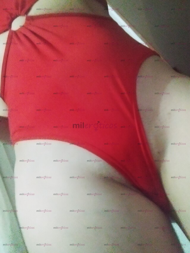 FOTOS DE HERMOSA BLANCA COMO LA LECHE ESPERANDO PORTY