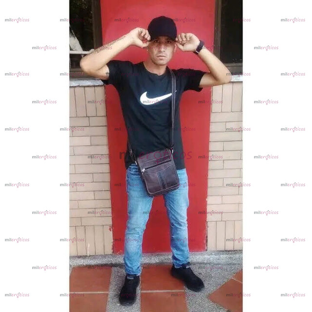 FOTOS DE MACHO CALEÑO ACTIVO ARRECHO LECHERO DOMINANTE CON BUENA VERGA DE PASO LLEGO