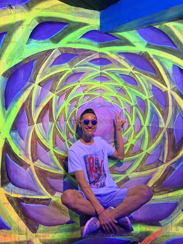 FOTOS DE JOVEN LISTO PARA COMPLACERTE Y OBEDECERTE EN TODO