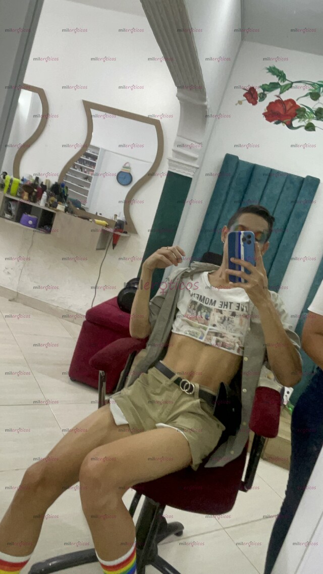 FOTOS DE JOVEN LISTO PARA COMPLACERTE Y OBEDECERTE EN TODO