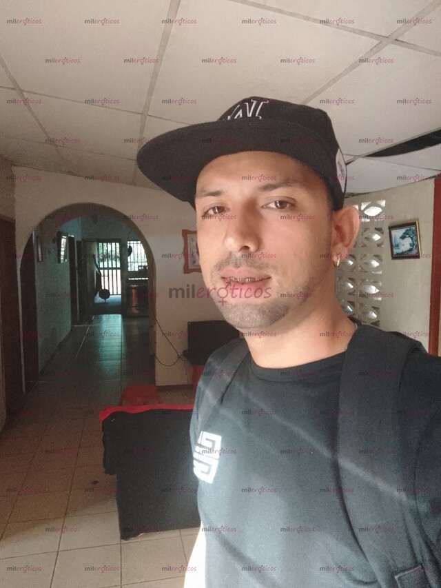 FOTOS DE MUJERES LLEGÓ TU HOMBRE DISPUESTO A CUMPLIR TUS FANTASÍAS
