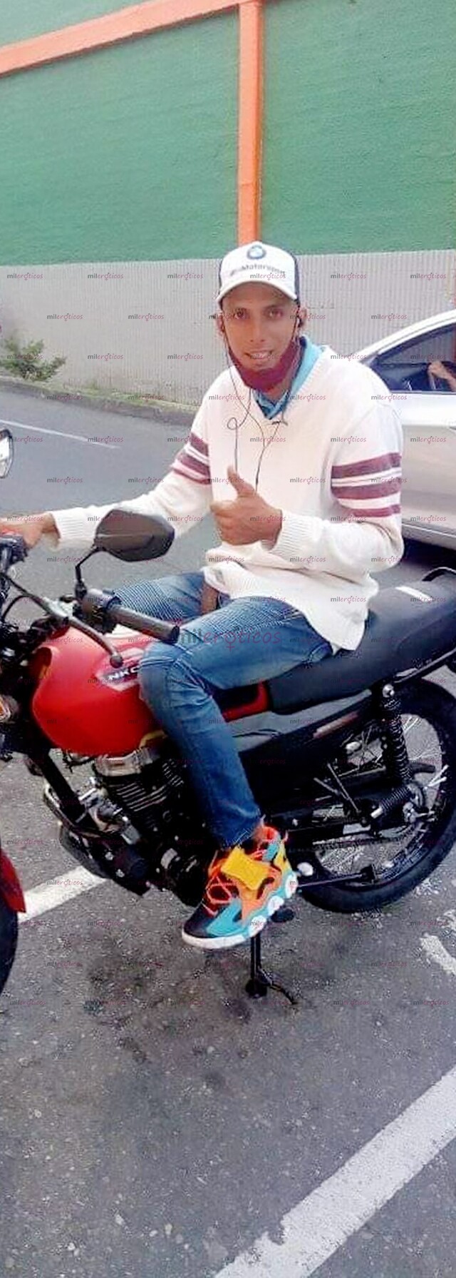 FOTOS DE EL SEÑOR COMPLACIENTE A LLEGADO A MEDELLIN