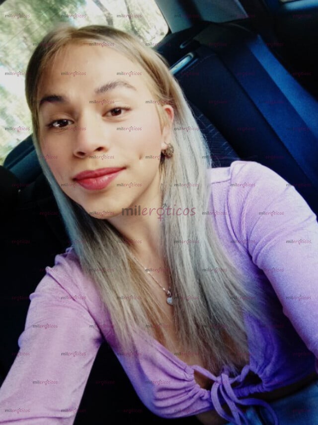 FOTOS DE LINDA RUBIA SÚPER CALIENTE CON LUGAR Y CARIÑOSA CON GANAS DE LECHITA