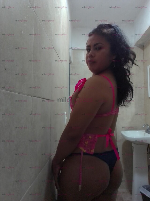 FOTOS DE CHICA COMPLACIENTE DISPUESTA A CUMPLIR TUS FANTASÍAS