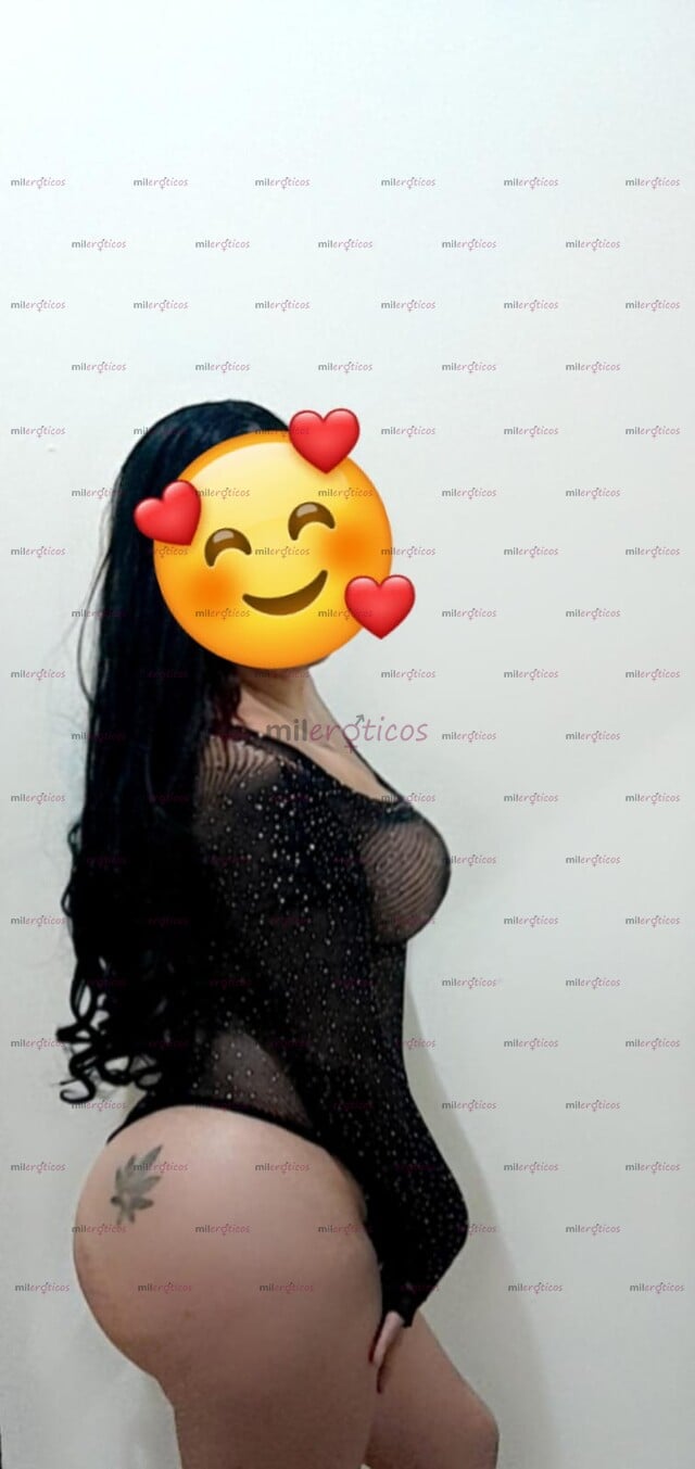 FOTOS DE HOLA SOY MELANIS DE 27 ÚLTIMO DÍA EN SU CIUDAD CON LOS 3 PLATO DE NOVIO