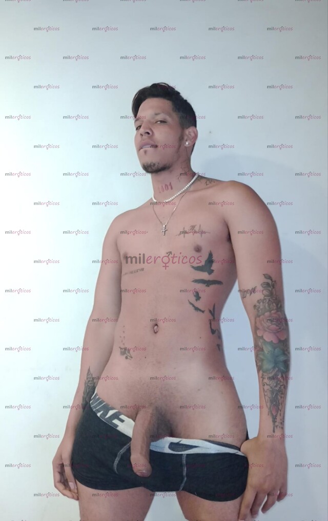 FOTOS DE ACTIVO TE HARE ORINAR DE PLACER 22 CM REALES VERGA MORENA