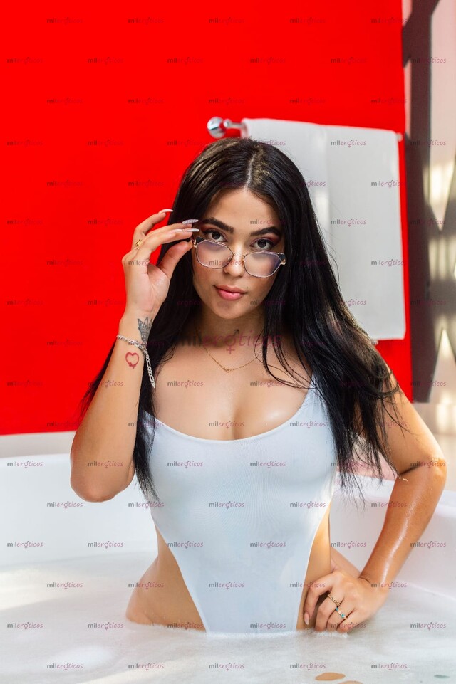 FOTOS DE HOLA SOY VALE UNA CHICA GUAPA COLOMBIANA