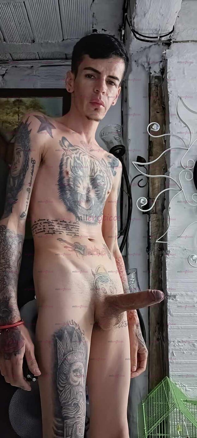 FOTOS DE ACTIVO FLACO BLANCO TATUADO 18 CM DE VERGA VENTA DE VIDEITOS CASEROS FOTO REALE