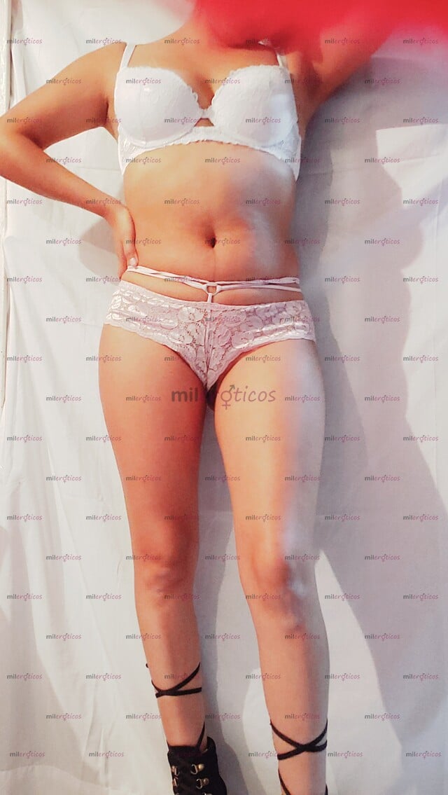 FOTOS DE YA DISPONIBLE CON SERVICIO MANDA WHATSAPP