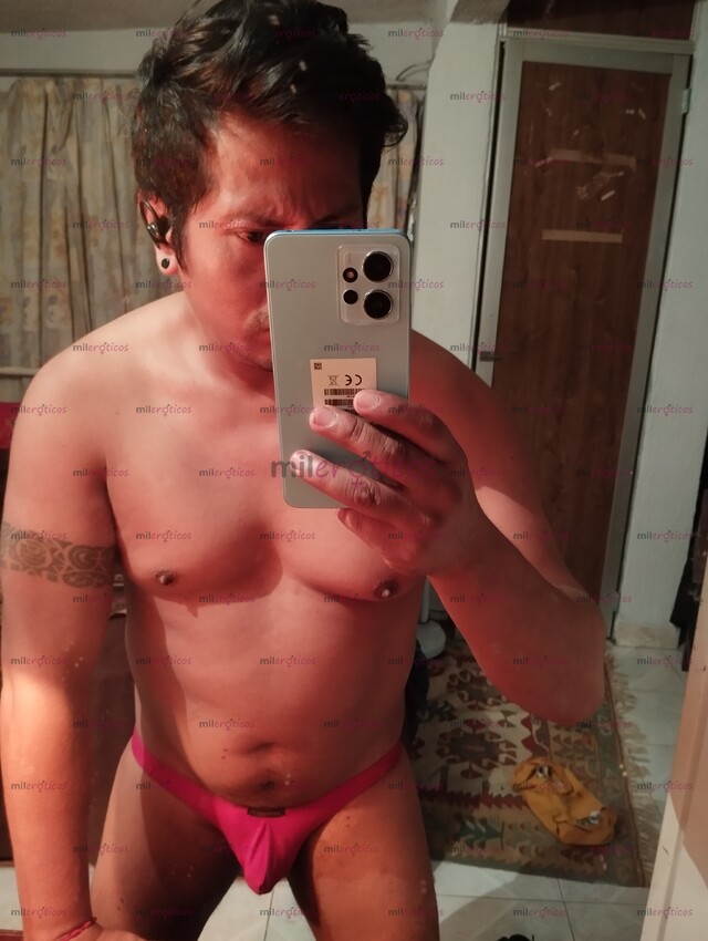 FOTOS DE MASAJISTA ATLÉTICO VARONIL EROTICO PROFESIONAL