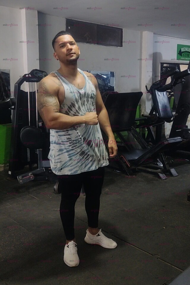 FOTOS DE AROON SCOOORT ACTIVOOOO DISCRETOOO RESERVADOOOOO