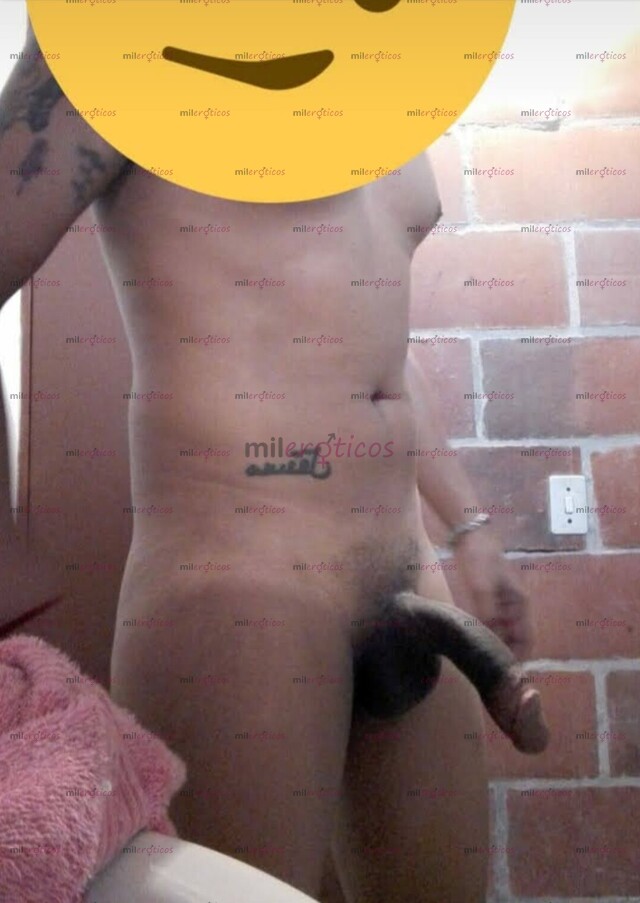 FOTOS DE MORENO BIEN DOTADO PARA COMPLACERTE MUJER