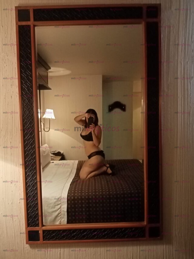 FOTOS DE UNA DAMA CON LA EXPERIENCIA NECESARIA, KAMILA