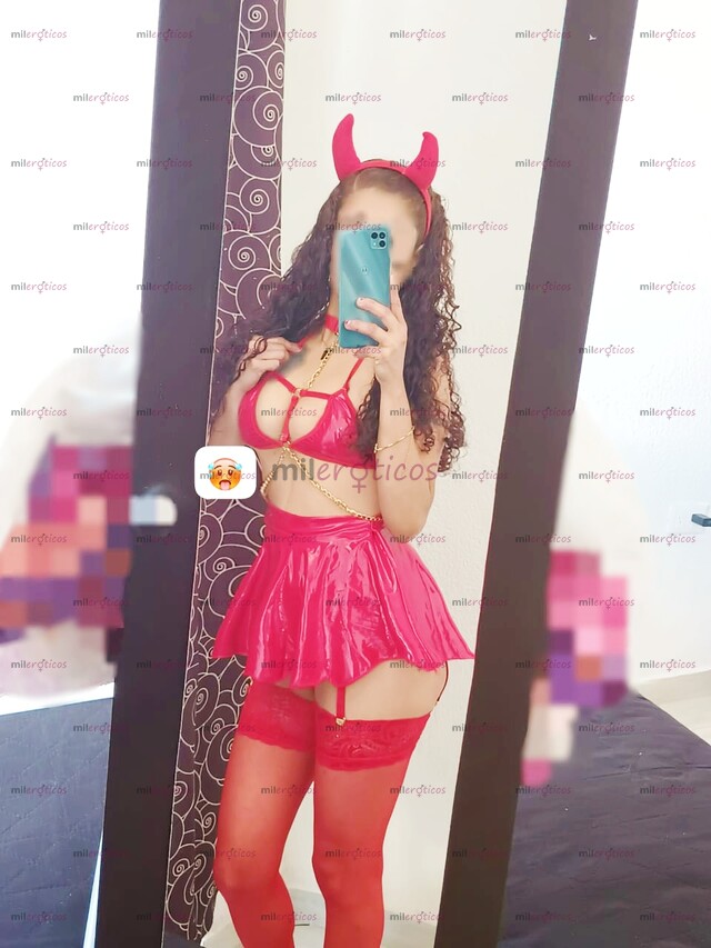 FOTOS DE KARI TE SALUDA, UNA CHICA ARDIENTE Y MUY ACCESIBLE NADA EXIGENTE SUPER APRETADIT