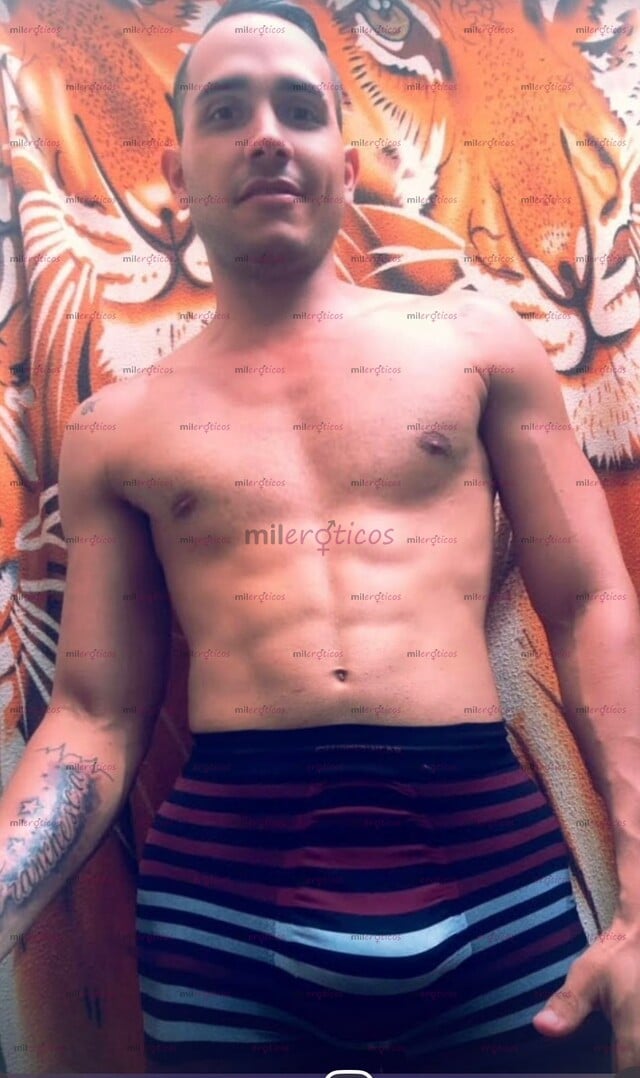 FOTOS DE MACHO DOMINANTE ROMPE CULOS 100% MORBOSO CON SITIO CÓMODO Y RESERVADO