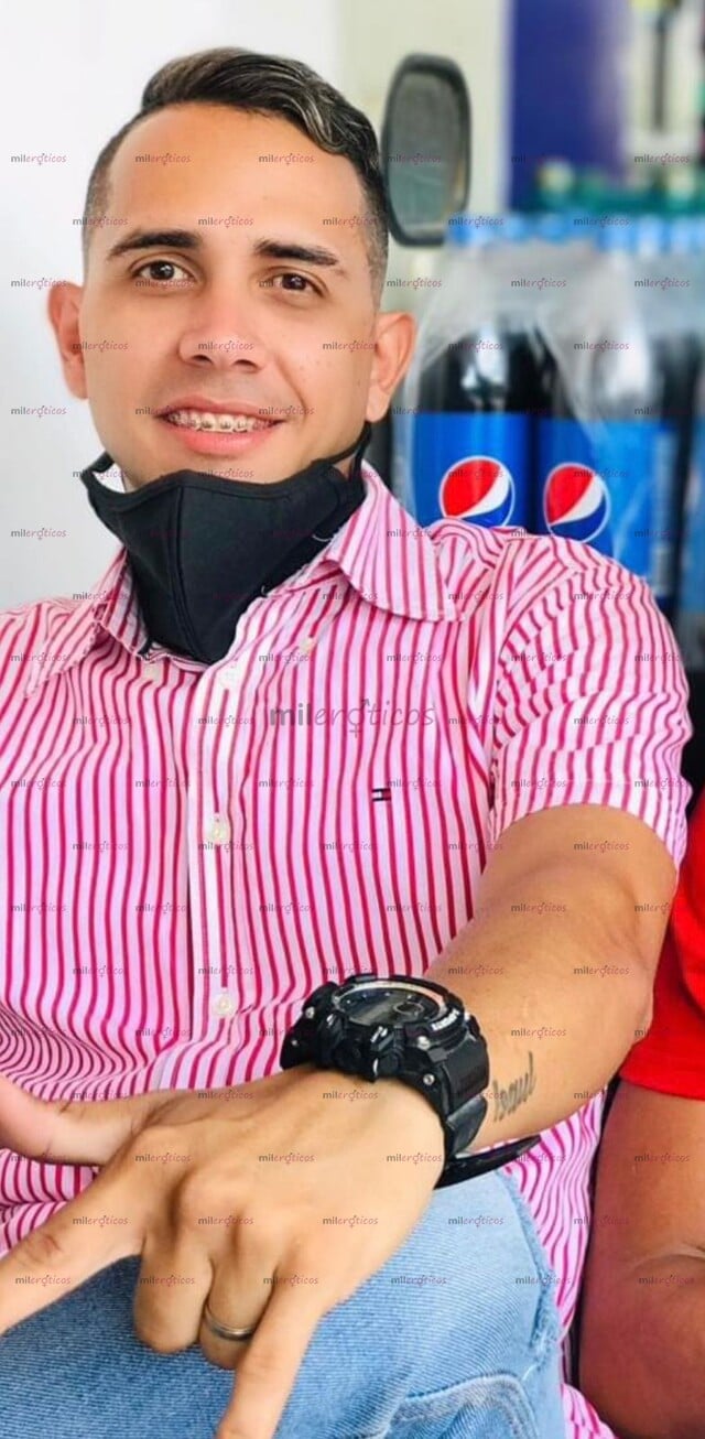 FOTOS DE MACHO DOMINANTE ROMPE CULOS 100% MORBOSO CON SITIO CÓMODO Y RESERVADO