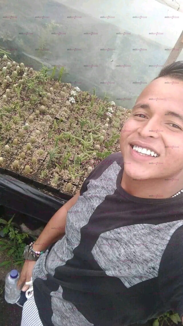 FOTOS DE DISPUESTO A COMPLACERLAS SEÑORITAS DE TODAS LAS EDADES SOY MUY ASEADO Y RESERVAD