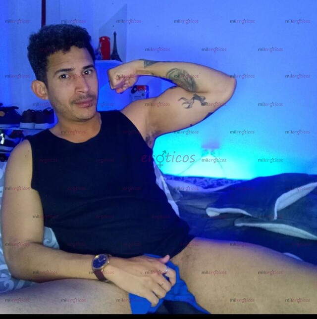 FOTOS DE MORENO COMPLACIENTE VERSÁTIL 100 DIVERTIDO